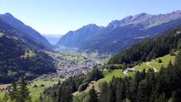 Fahrt mit dem Bernina-Express (Blick ins Val Poschiavo)