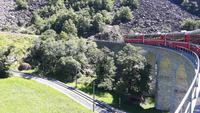 Fahrt mit dem Bernina-Express (Kreisviadukt von Brusio)