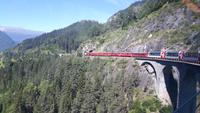 Fahrt mit dem Glacier-Express (Landwasser-Viadukt bei Filisur)