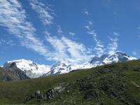 367 Fahrt zurück vom Kleinen Matterhorn - Blick zur Monte Rosa Gruppe