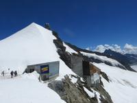 471  Auf dem Jungfraujoch -Blick vom Plateau zur Sphinx