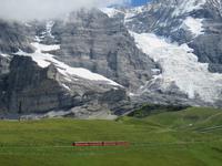 483 Fahrt nach Lauterbrunnen - Blick zur Jungfraubahn