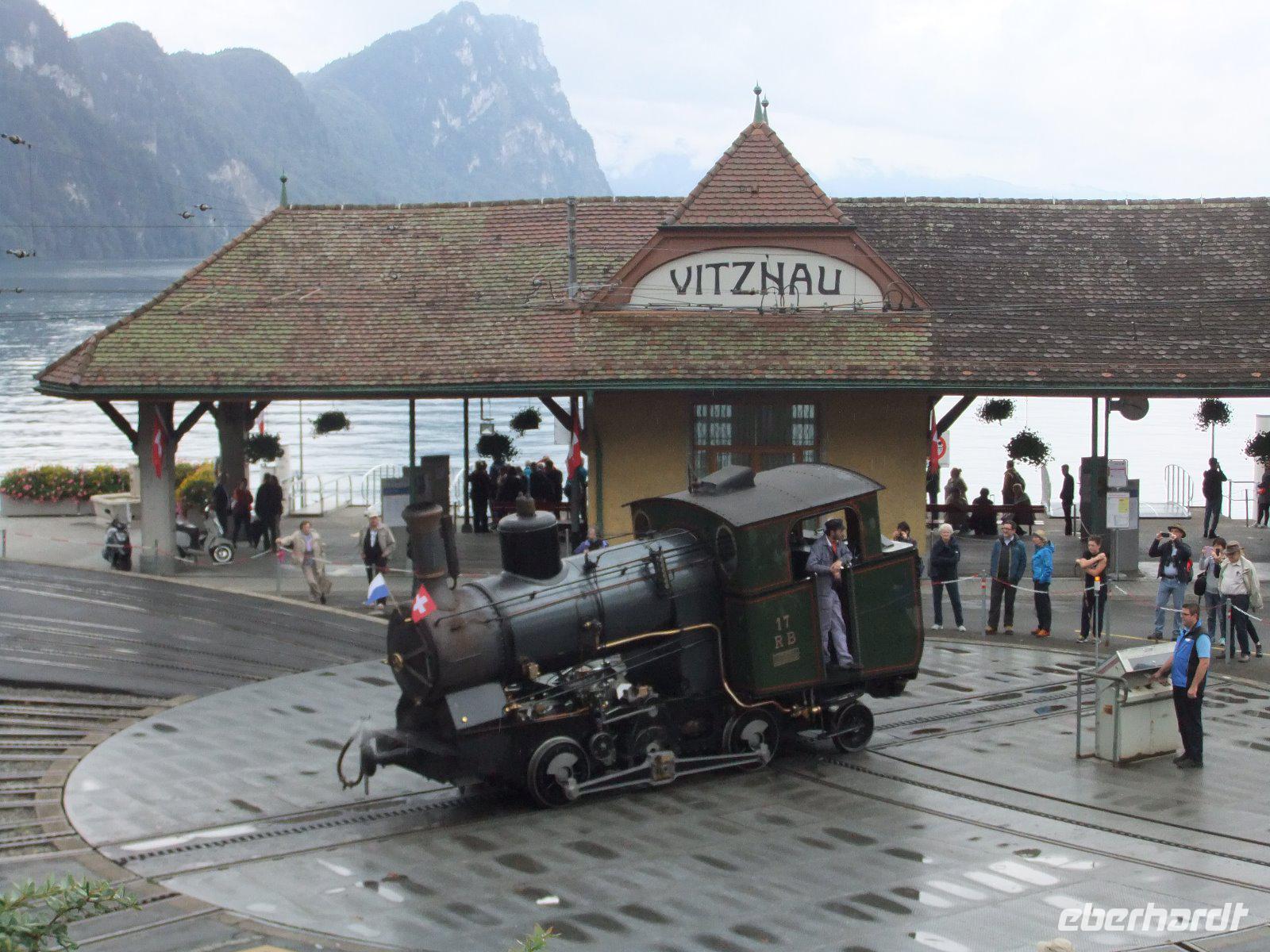 Wir verabschieden uns von der Dampflok und von Vitznau