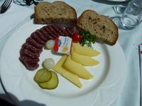 Unser Älplerteller im Glacier-Express