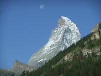 Matterhorn mit Mond