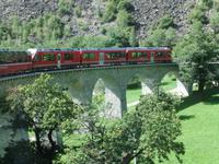 Fahrt über das Kreisviadukt von Brusio