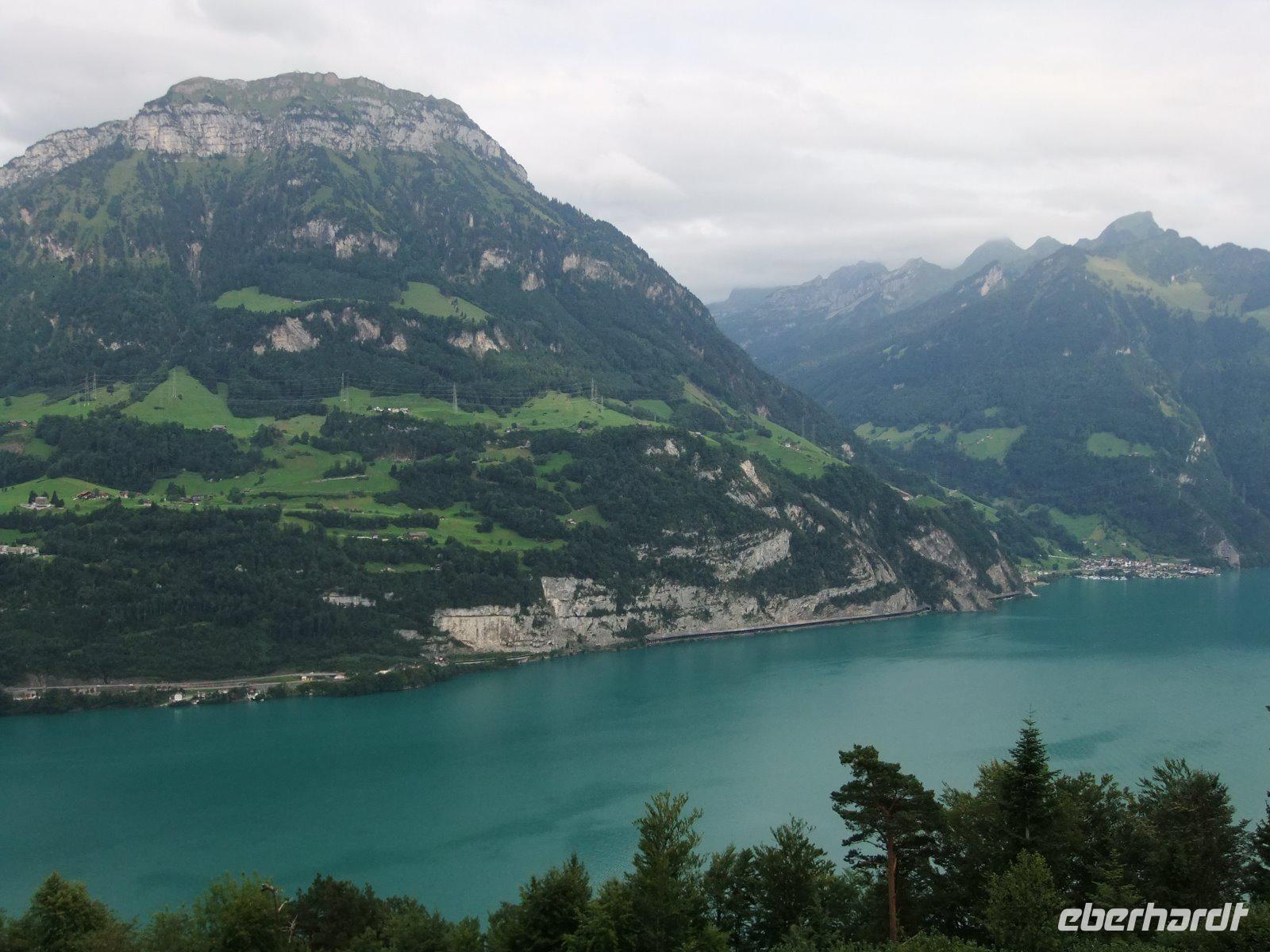 Blick aus dem Hotel auf den Urnersee und den Fronalpstock
