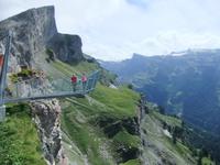 Der Aussichtssteg für Mutige auf der Gemmi