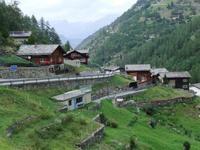 Fahrt durch das Saasertal