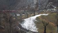 Bernina-Express- Fahrt nach Tirano-Kreisviadukt in Brusio