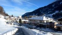 Von Disentis fahren wir mit dem Bus nach Tiefencastel, über Laax und Flims