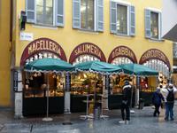 Überall einladende Geschäfte