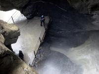 in den Trümmelbachfällen