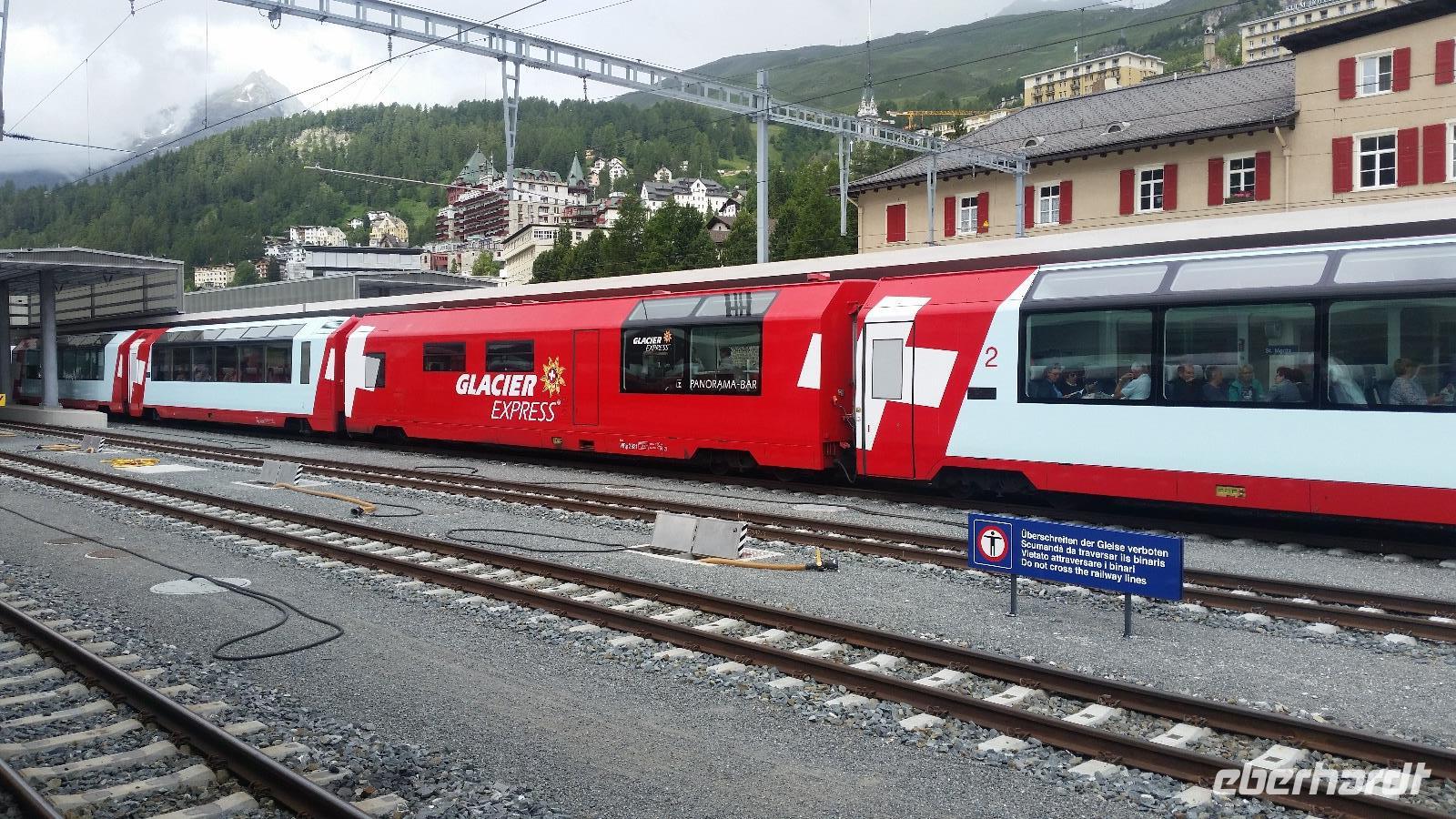 Heute fahren wir im Panoramawagen 1. Klasse nach Zermatt