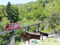 Mit der Harderbahn geht es auf den Harder Kulm