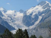 Fahrt mit dem Bernina-Express - Blick zum Piz Bernina und zum Morteratsch- Gletscher