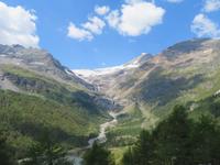 Fahrt mit dem Bernina-Express - Blick zum Piz Palü und zum Palü-Gletscher