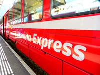 Ab Pontresina fahren wir mit dem Bernina-Express