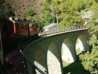Fahrt über das Kreisviadukt von Brusio