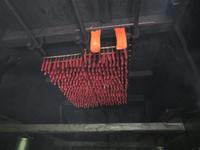 Schweizerisches Freilichtmuseum Ballenberg- Würste werden im Spitzdach geräuchert