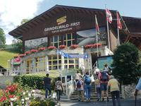 An der Talstation der First-Bahn in Grindelwald