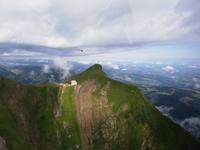 Abschied vom Pilatus, Fahrt mit Kabinen- und Gondelbahn nach Kriens