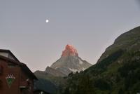 Sonnenaufgang und Monduntergang