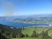 Fahrt mit dem Dampfzug auf die Rigi - Blick über den Vierwaldstättersee