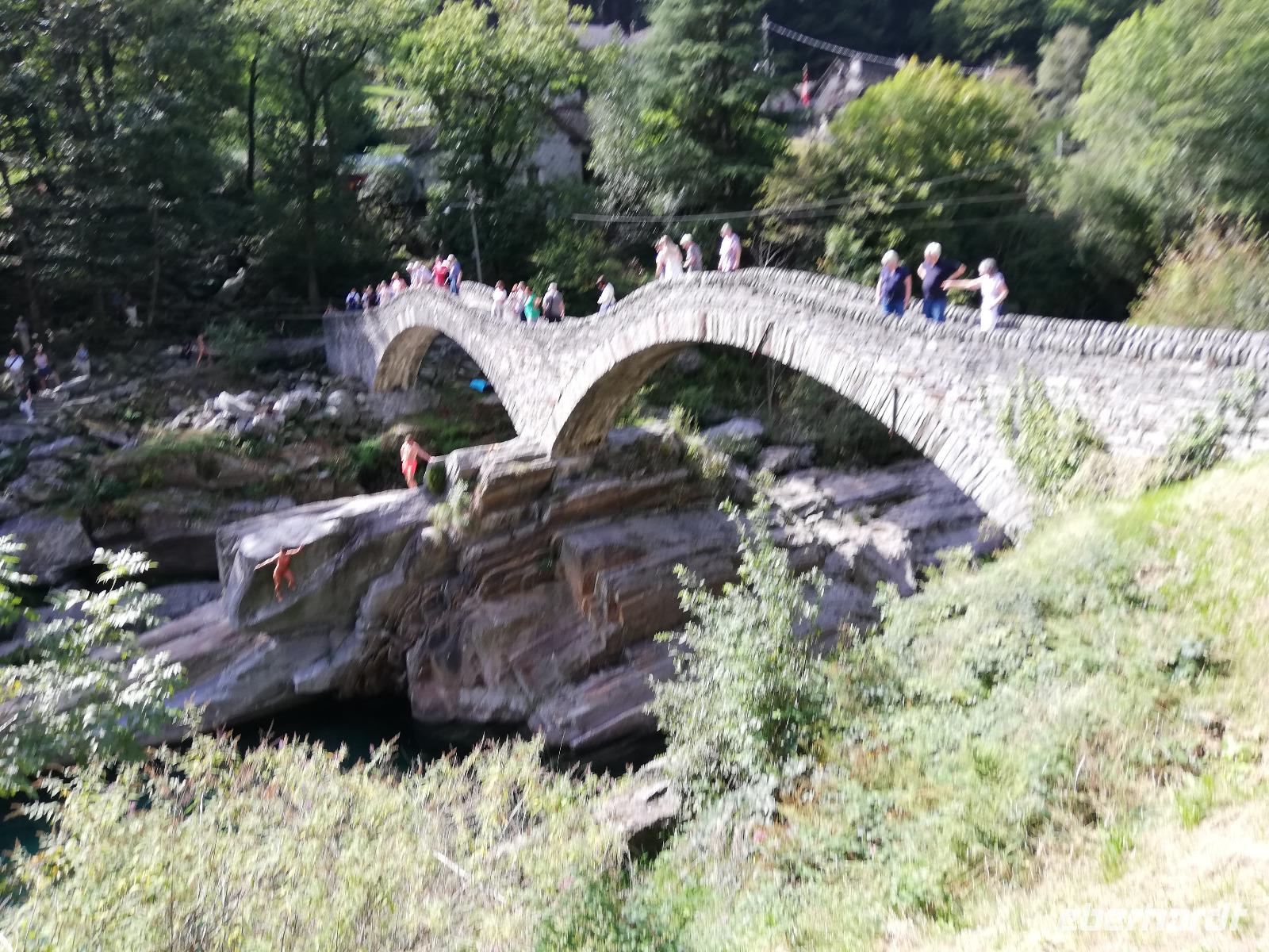 Verzascatal, die Römerbrücke 