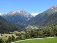 043 Gurada - Blick in die Berge