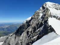 auf dem Jungfraujoch mit Blick zum Mönch