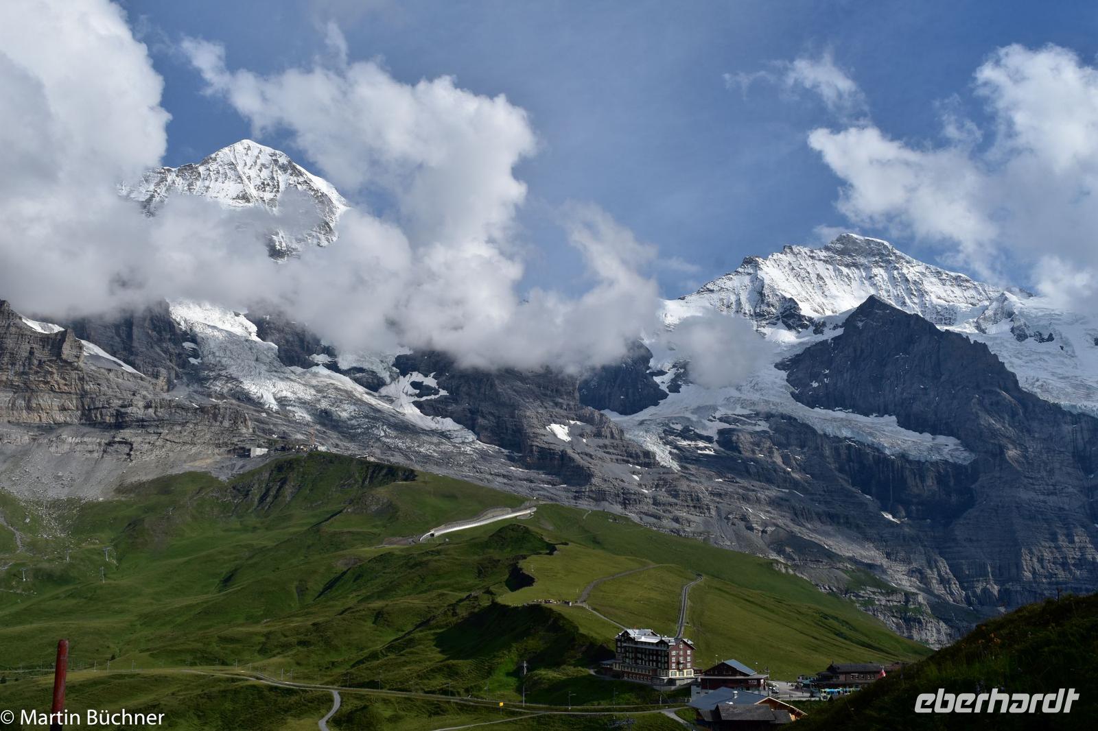 Wanderung vom Männlichen zur Kleinen Scheidegg - Ankunft Kleine Scheidegg - Eiger, Mönch, Jungfraujoch und Jungfrau