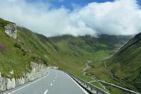 Abfahrt vom Furkapass ins Goms nach Gletsch