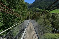 Goms Hängebrücke über die Rhone, die hier deutsch Rotten heißt, sie führt von Fürgangen nach Mühlebach