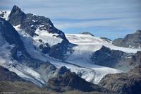 Theodulgletscher unterhalb des Kleinen Matterhorn (linke obere Ecke)