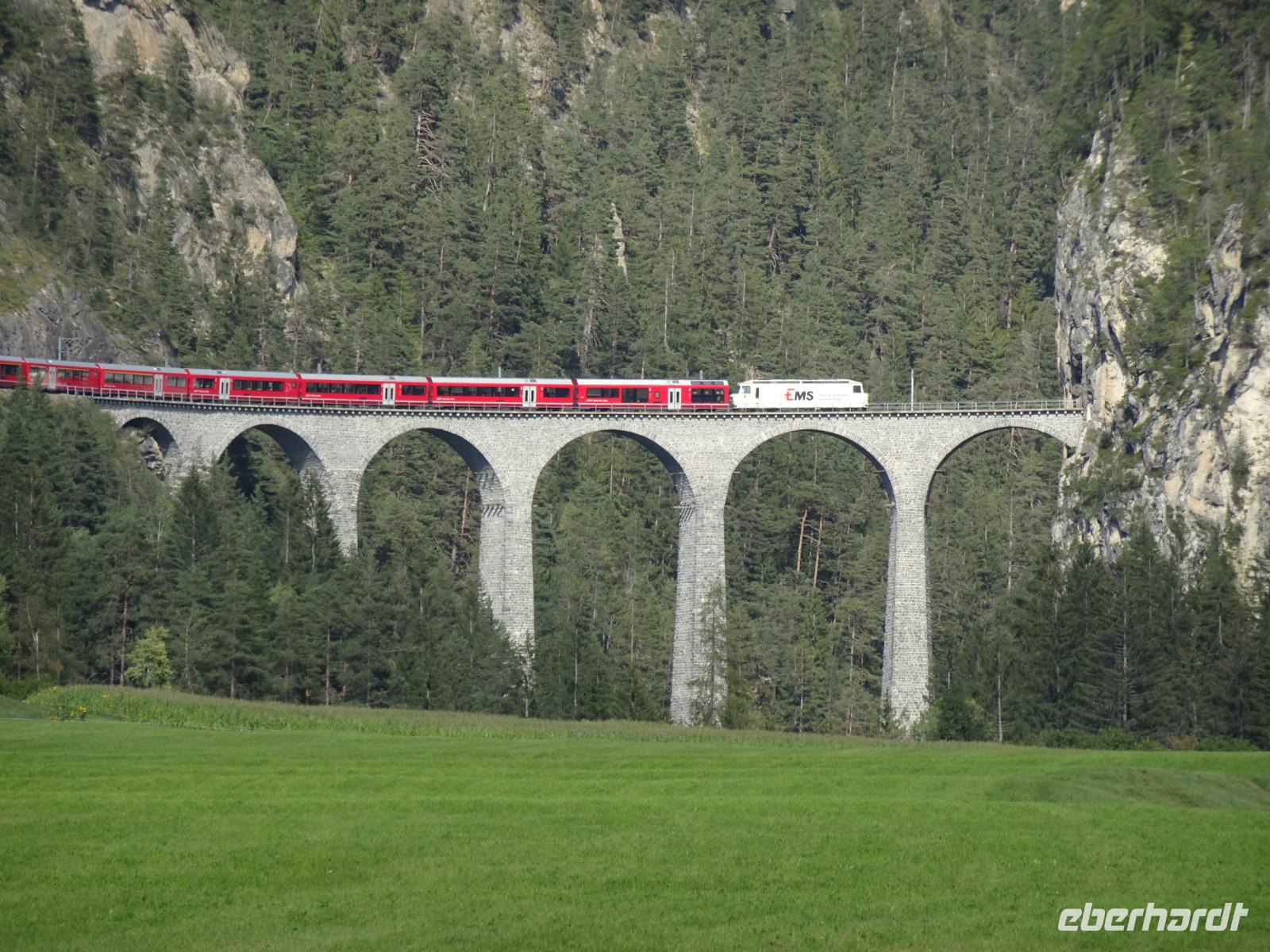 Blick auf das Landwasser-Viadukt bei Filisur