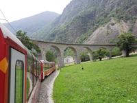 Fahrt mit dem Bernina-Express (Kreisviadukt von Brusio)