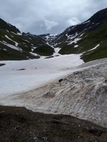 Fahrt mit der Furka-Dampfbahn - es liegt noch viel Schnee