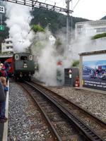 Der Dampfzug der Rigibahn ist in Vitznau zur Abfahrt bereit
