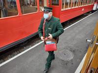 Fahrt mit dem Dampfzug der Rigibahn - auf Rigi-Kulm - Zugbegleiter Hanspeter