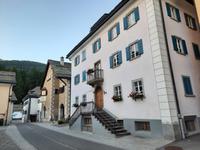 Sils i. E. - Engadiner Häuser im Ortskern