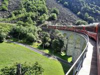 Fahrtimpressionen mit dem Bernina-Express (Kreisviadukt von Brusio)