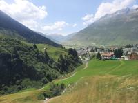 Fahrtimpressionen mit dem Glacier-Express (Andermatt)