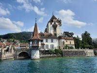 Schifffahrt auf dem Thuner See - Schloss Oberhofen