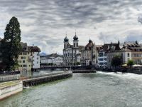 Luzern - Blick von der Spreuerbrücke zur Jesuitenkirche
