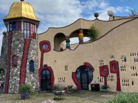 Bodensee - Markthalle Altenrhein (Hundertwasser-Architektur)