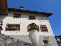 017 Tarasp - typisches Engadiner Haus