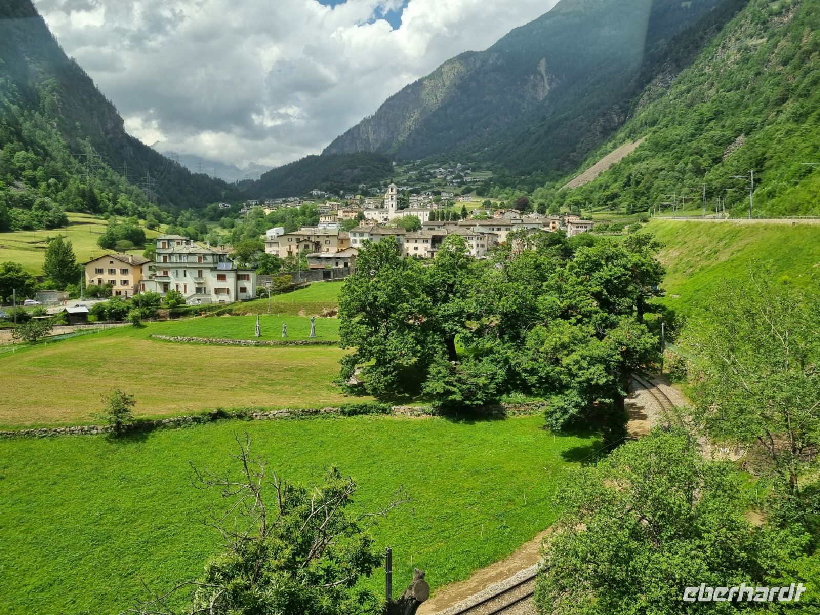 Fahrt mit dem Bernina-Express... (Brusio)