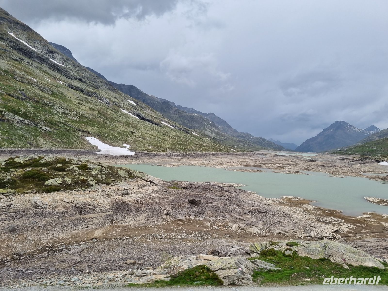 Fahrt mit dem Bernina-Express... (Lago Bianco)