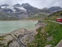 Fahrt mit dem Bernina-Express... (Lago Bianco)